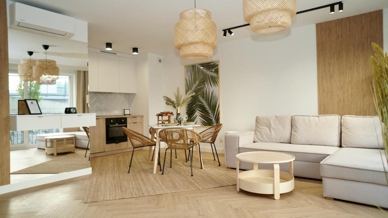 Castle Apartments - King ออชเวียนชิม ภายนอก รูปภาพ